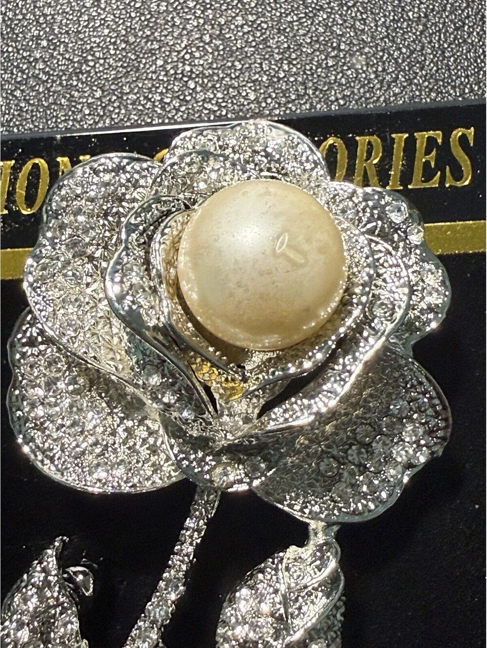 NEW Vintage 2000s Rose Brooch Crystal Faux Pearl Silver Tone, 2x3”